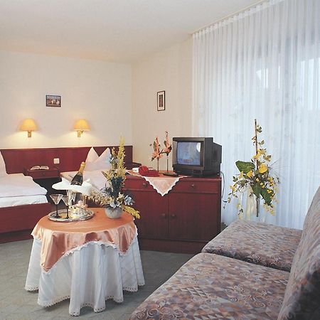 אלספלד Hotel Zur Schmiede מראה חיצוני תמונה